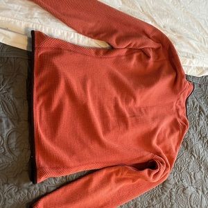 Arc’teryx 1/4 zip fleece - coral - size M